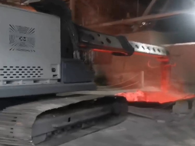 純電式拆爐機(jī)改造