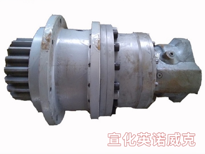 拆爐機(jī)大臂回轉(zhuǎn)減速機(jī)
